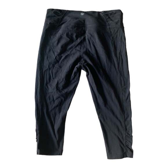 Athleta classic black capri leggings woman’s large - Picture 1 of 5